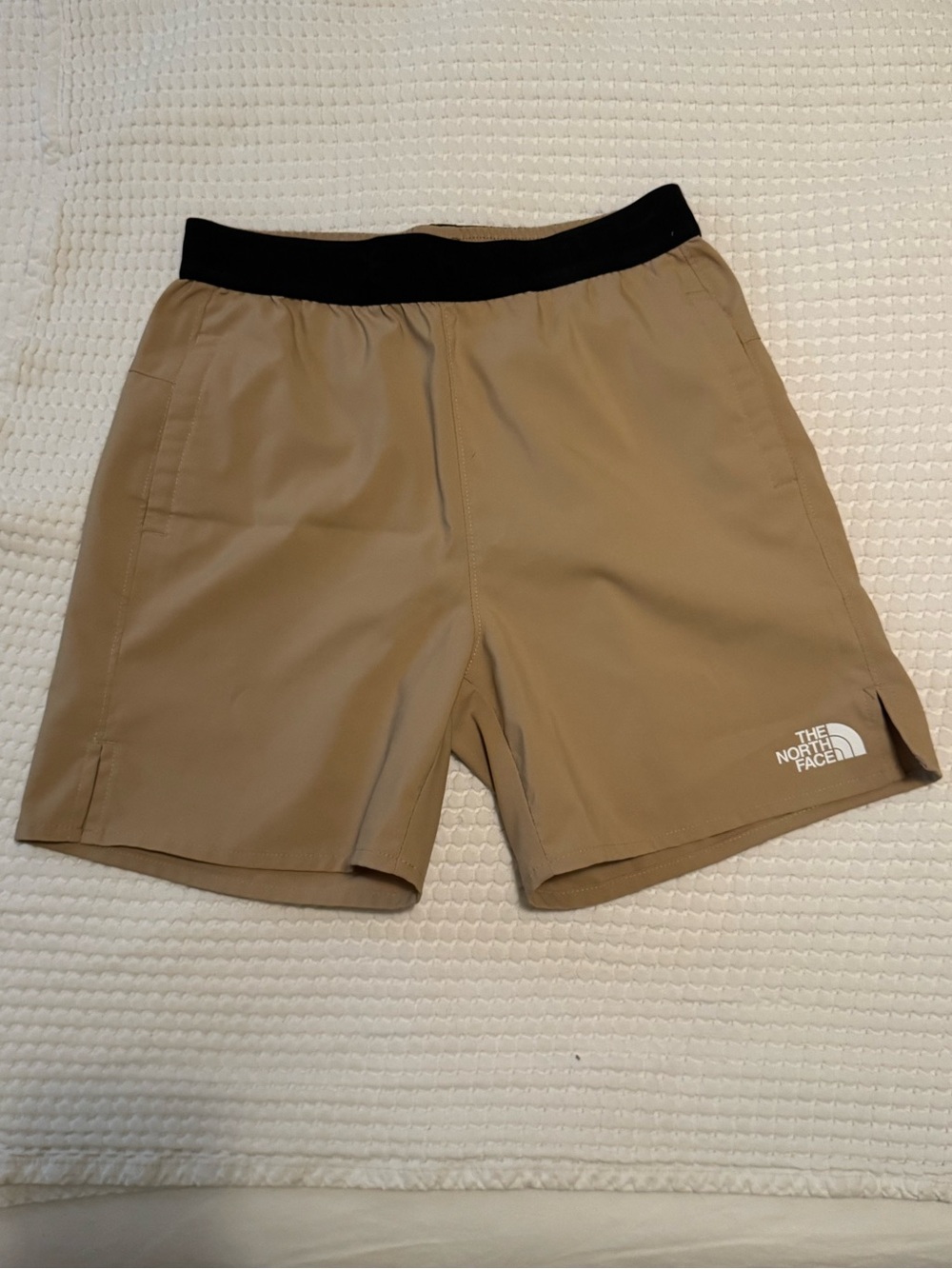 🤎BNWOT NORTH FACE FLASHDRY BOYS SHORTS🤎